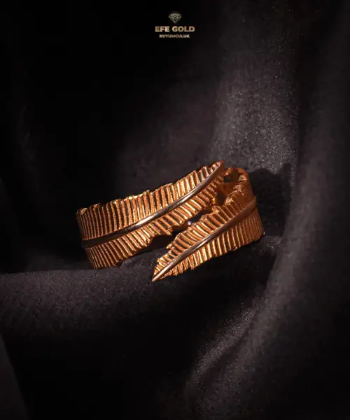 Bohem Stil Yaprak Formlu Altın Yüzük